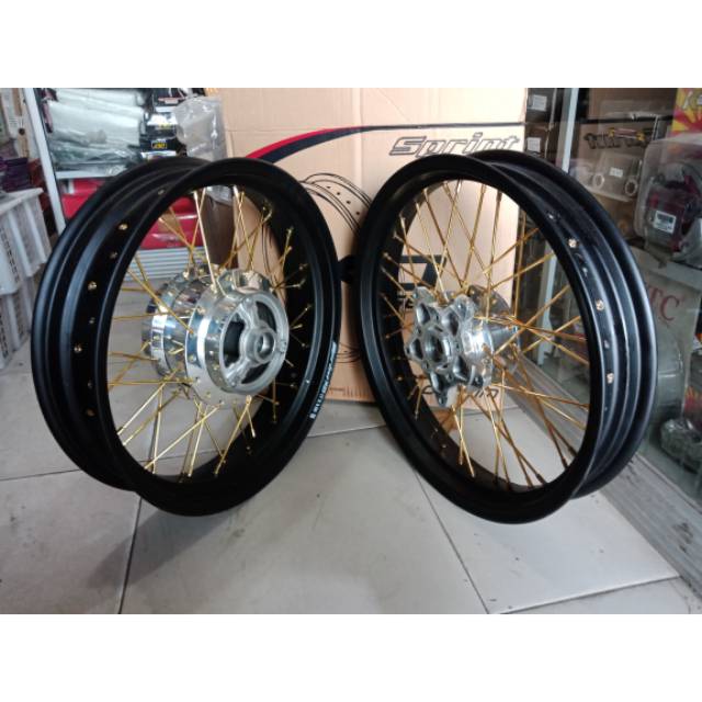 Sepaket Velg jari jari Ninja R Ninja RR ring 17 sama piringan cakram depan