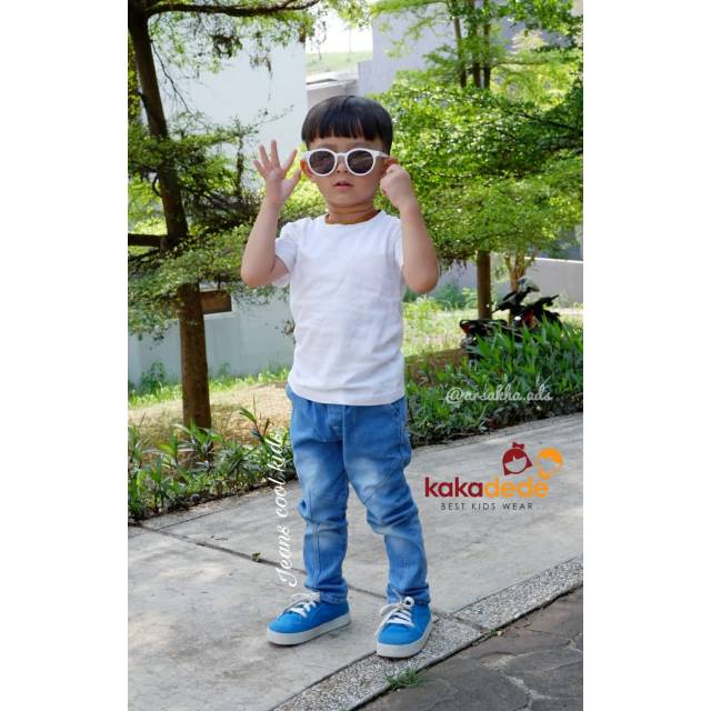 Celana Jeans Cool by KakaDede Size S