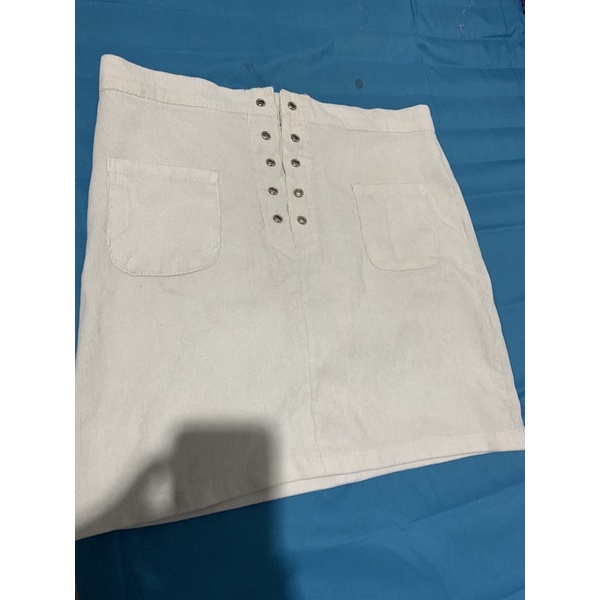 preloved rok putih