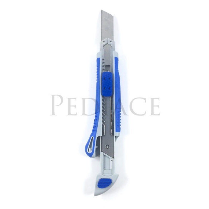 

Gaya Cutter C-Mart A0005 Taiwan 18Mm Wide Blade Free 5Pcs Mata Cutter Trendi
