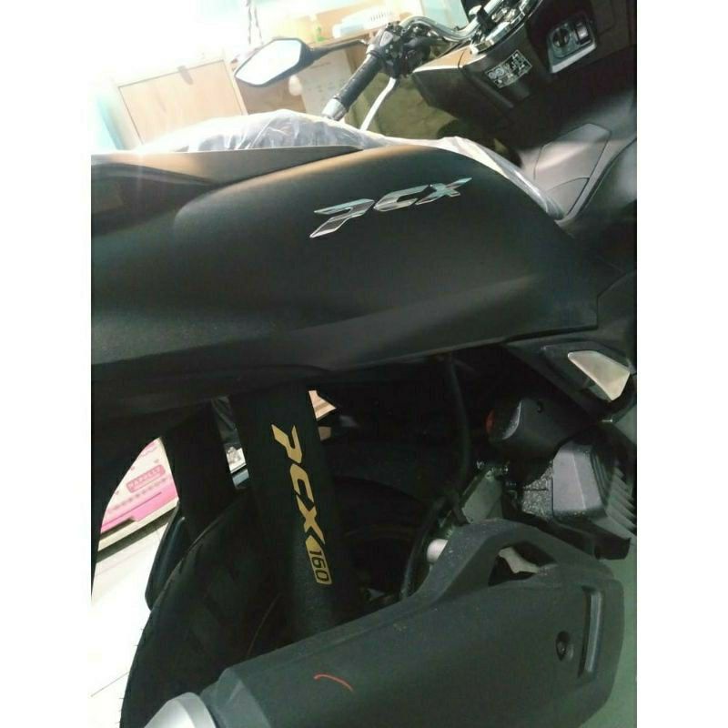 (SEPASANG)Sarung Shockbreaker pcx 160  silver jumbo polyester 1 set kiri kanan