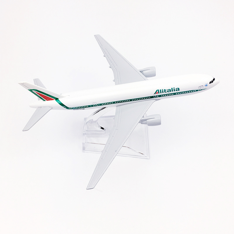 Alitalia Airways B777 Model Pesawat Terbang Italia 777 Bahan Metal Ukuran 16CM Untuk Dekorasi