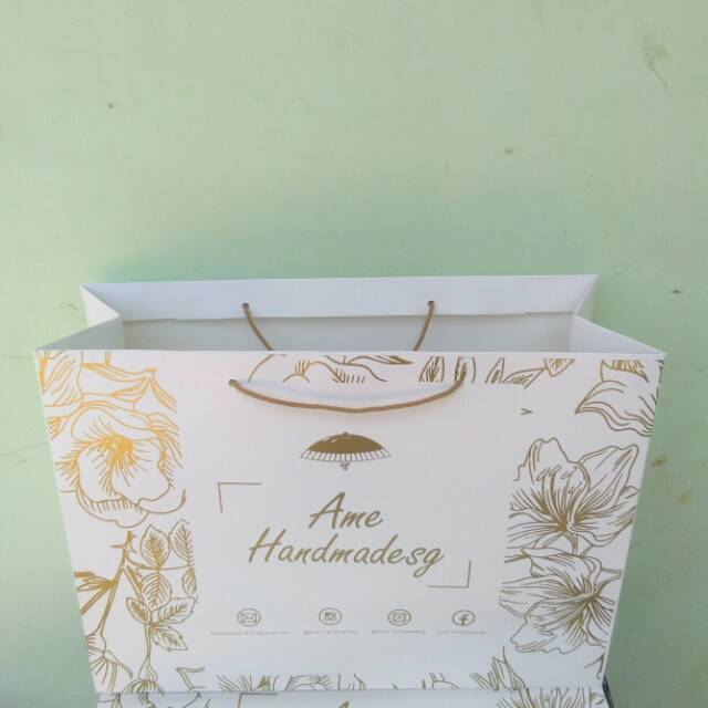 

Paper bag toko butik handmade wedding pernikan murah dan berkualitas free desain