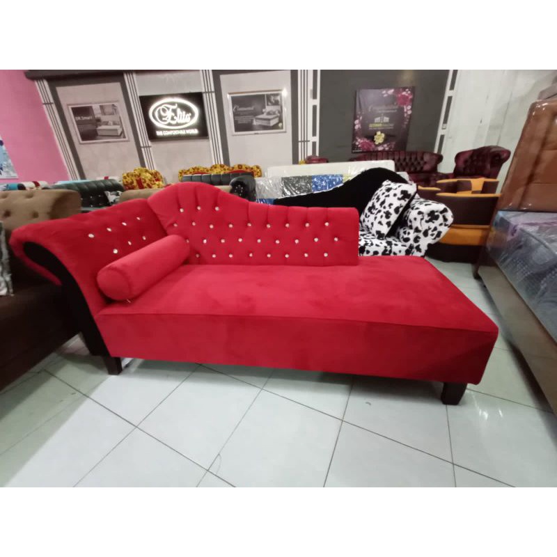 Sofa Santai Merah
