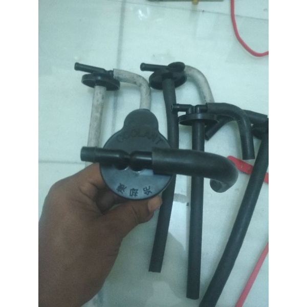tutup tabung cadangan air radiator universal