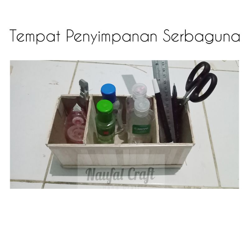 

Tempat Penyimpanan Serbaguna dari Stik