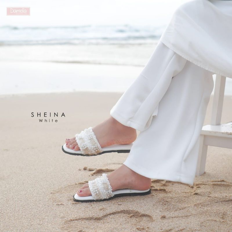 Damelia Sheina Sandals Wanita