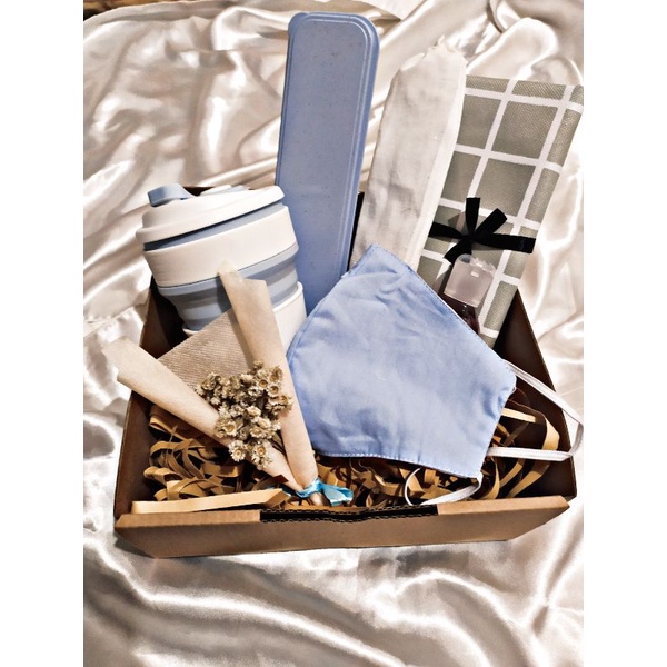 

Happy Hampers New Normal Blue Kado/Graduation/birthday/wedding