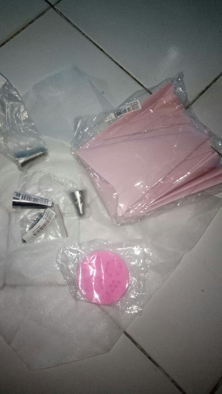 Spuit Piping Bahan Stainless Steel Untuk Dekorasi Kue