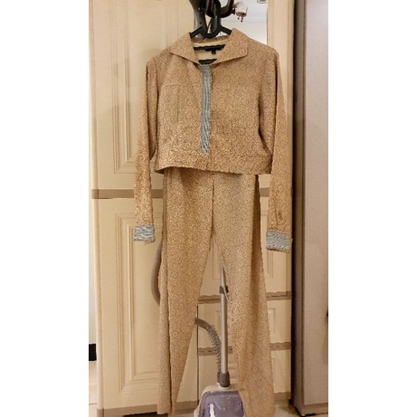 baju muslim one set Itang Yunasz