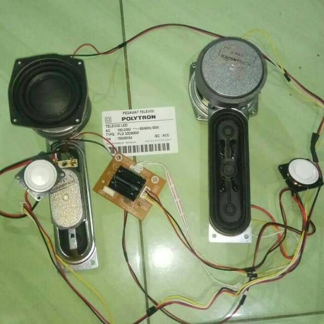 Speaker Speker Spiker Polytron PLD 32D905W