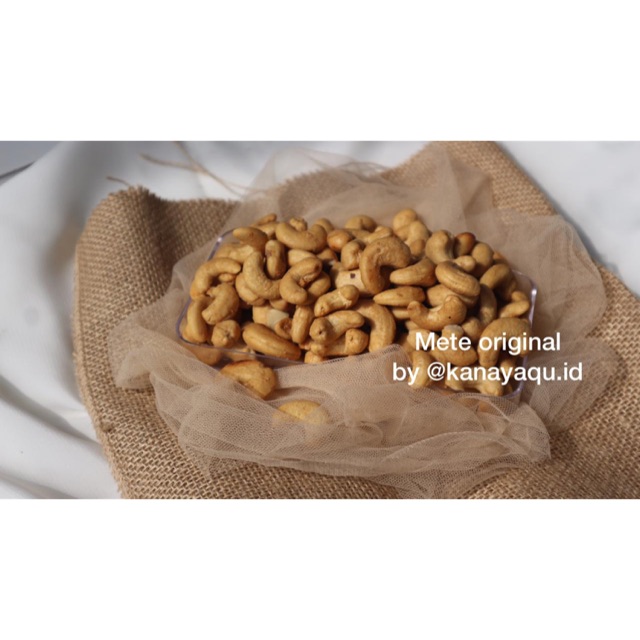 

Kacang Mete Original Bawang 250gr