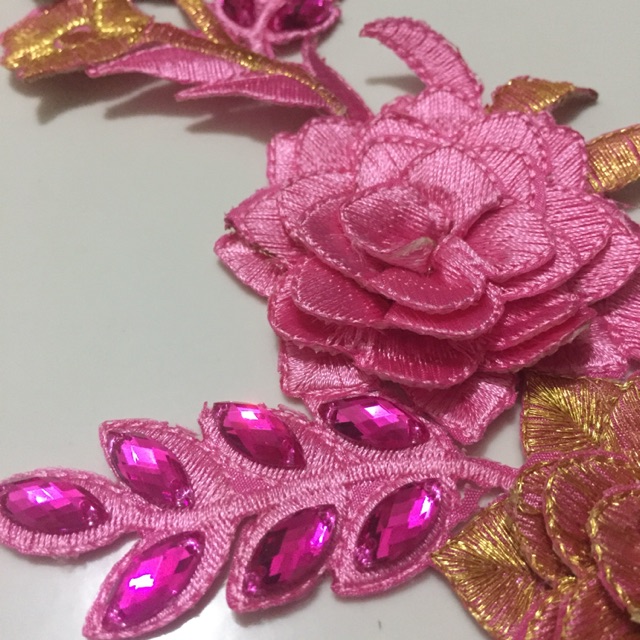 Renda Bunga Full Payet