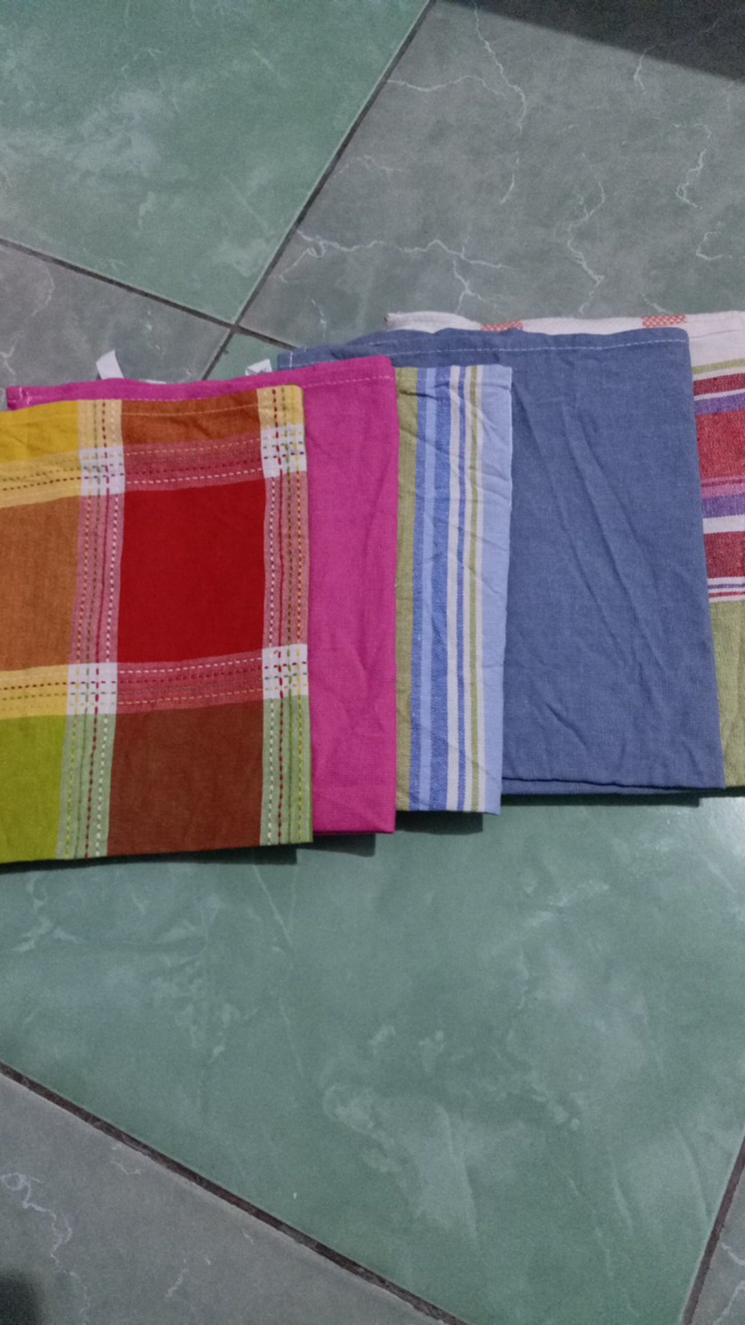 Serbet Dapur / Makan Kain Dixon 50 X 50 Cm