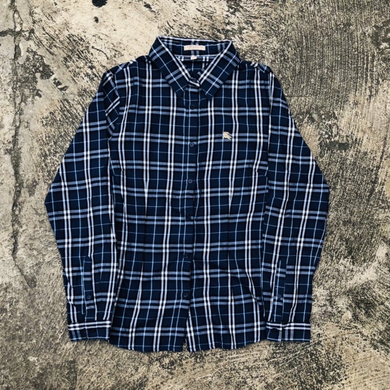 Art52 Burberry kemeja second