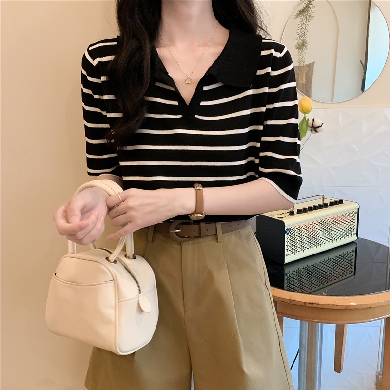 Atasan Rajut Wanita Lengan Pendek Stripe Shirt