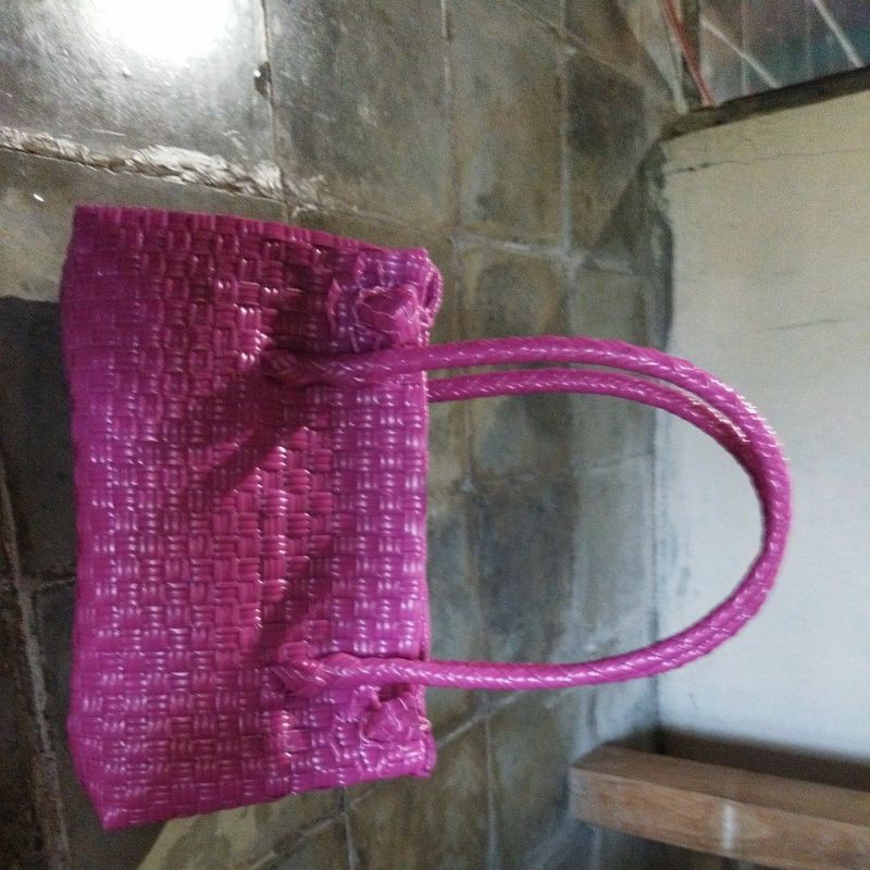 anyaman tas plastik mini peti