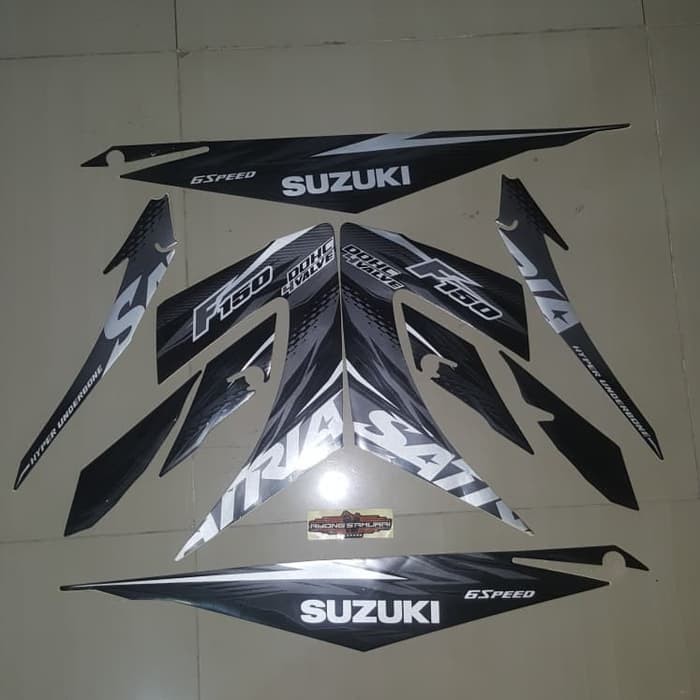 Striping Satria FU 2013 Hitam Abu Abu Ori