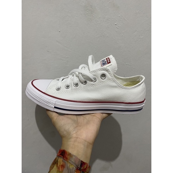 white converse mid rise
