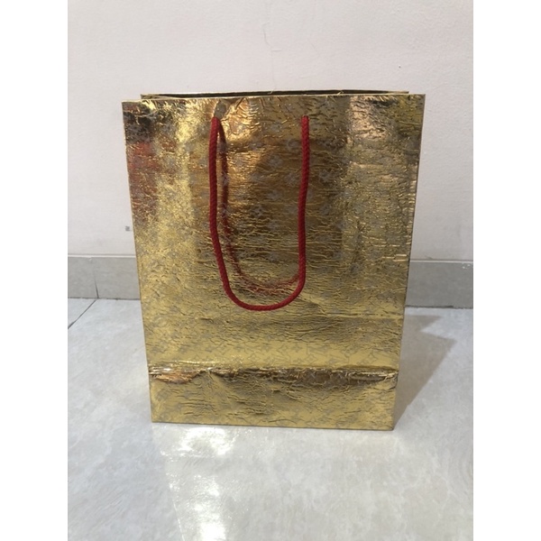 

paperbag/paper bag/tas kertas/goodie bag/Louis Vuitton authentic