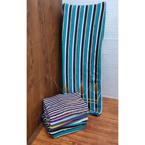 Selimut salur / Garis / Pelangi uk 155x 200 cm