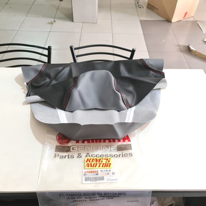 COVER SARUNG KULIT JOK YAMAHA XEON, RC, GT125, GT 125 ABU (44D-00)