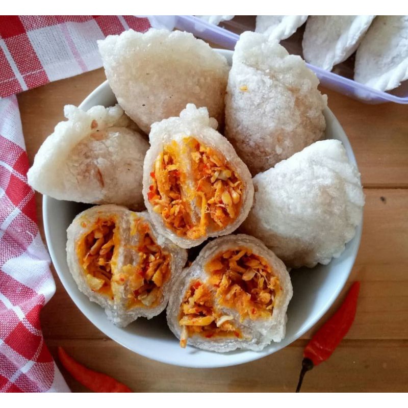 

Cireng Isi Ayam Suwir Mercon