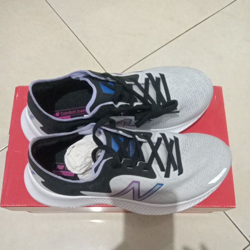 Sepatu New Balance WPESULM1 womens