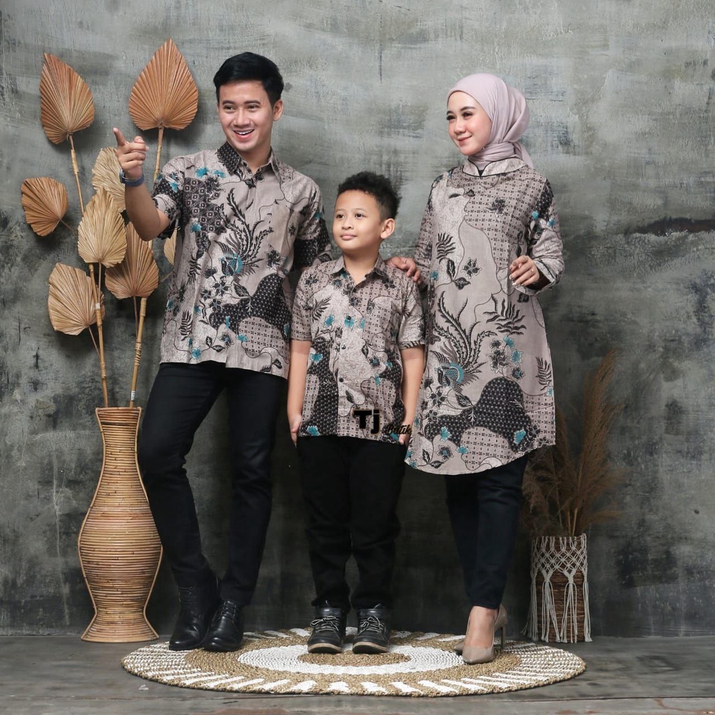 Seragam Baju Batik Couple Keluarga Ayah Ibu Anak Cewek Sarimbit Batik Jumbo LD 118 Syar i Terbaru