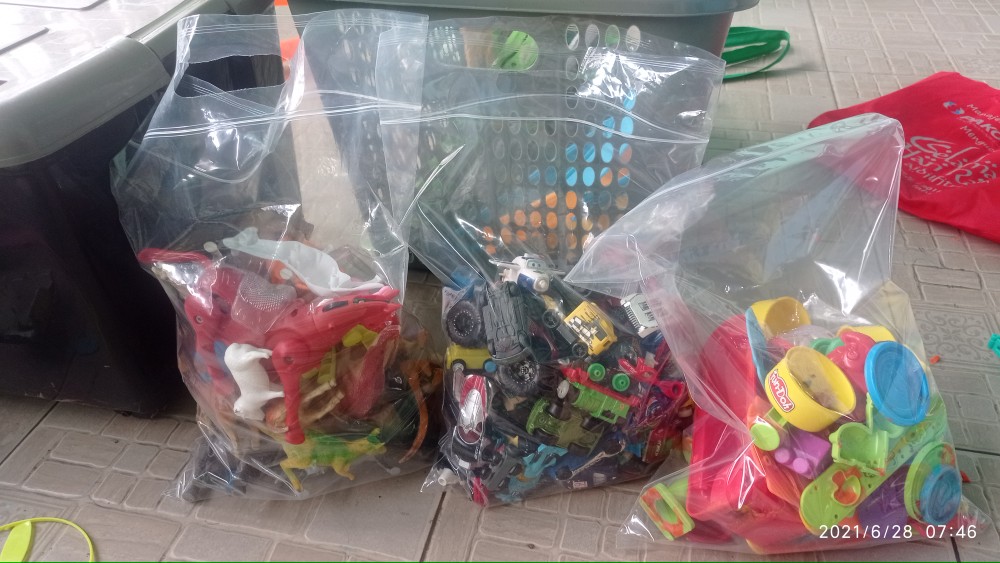 Plastik Klip Ziplock Besar Tebal Ecer 30x38+7 (isi 10 Pcs) Untuk Baju,sepatu Dll