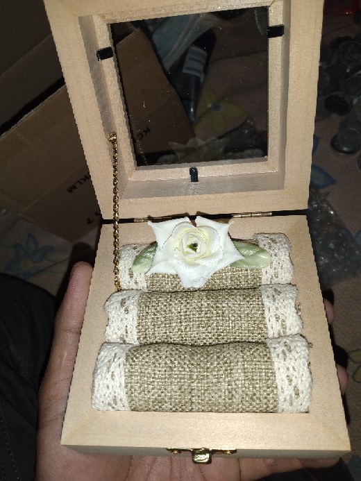 Kotak Cincin Kayu Kecil + Bunga Untuk Seserahan/ Lamaran Kc