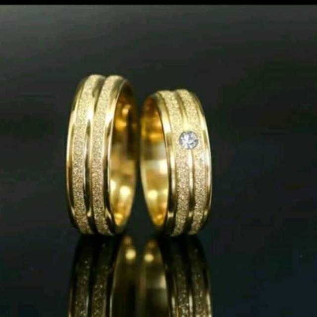 Cincin Couple Titanium Gold Cincin Tunangan