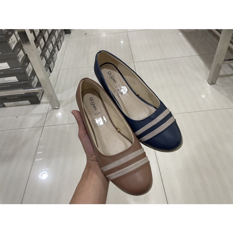 sepatu wedges wanita ST YVES‼️sol empuk , tidak licin dan super comfy 36 - 40