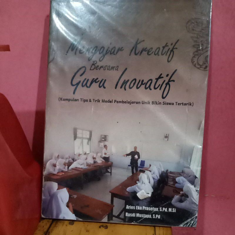 

BUKU MENGAJAR KREATIF
