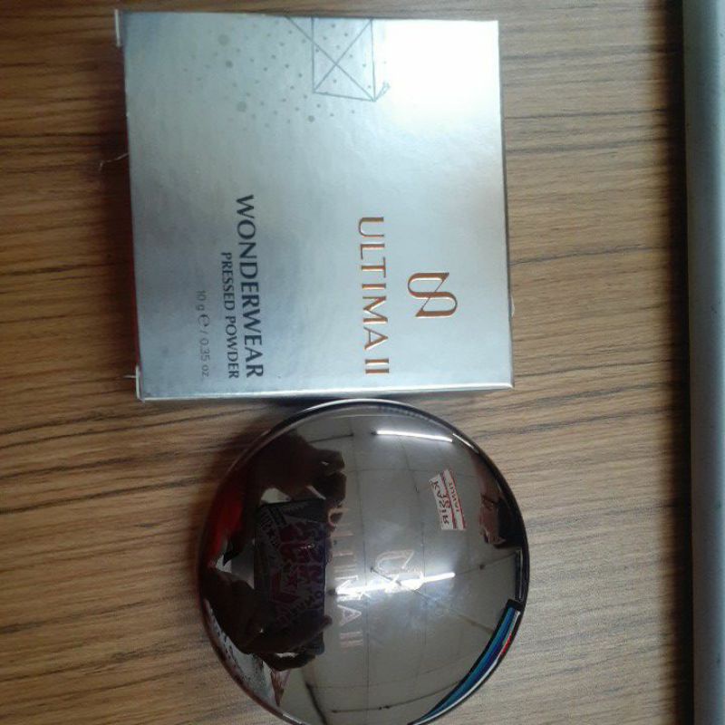 Ultima Wonderwear Pressed Powder