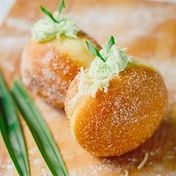 

1 Box of 5 mix Bombolone 3 Flavors