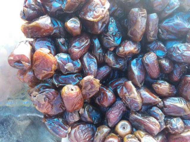 

KURMA MESIR 500 Gram