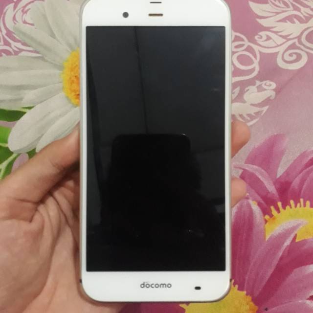 HP Sharp Aquos SH04H Mulus Minus