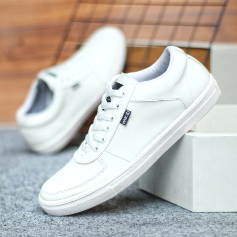 bungkusuku manly - Sepatu Putih Pria Sneakers Casual Trendi Murah