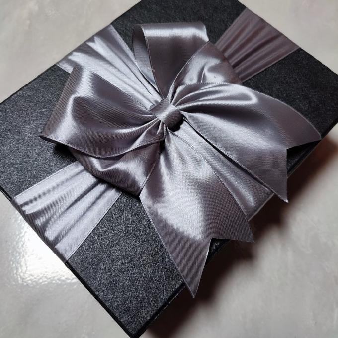 

[COD] KOTAK KADO HITAM PITA SILVER TUA BOX BLACK PITA ABU TUA BINGKISAN [COD]