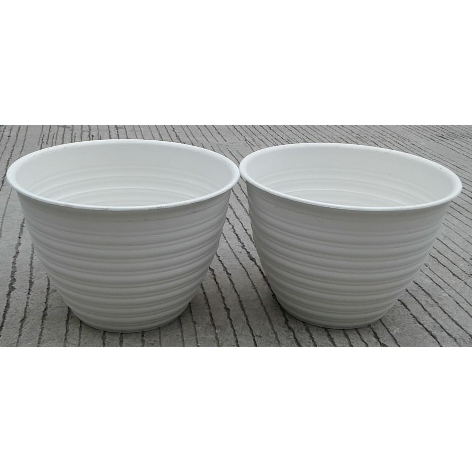 Pot Tawon 30 Cm Putih Tawon Pot 30CM Plastik Vas Pot Bunga - POT TAWON BESAR - Bukan Pot 25 24 Cm