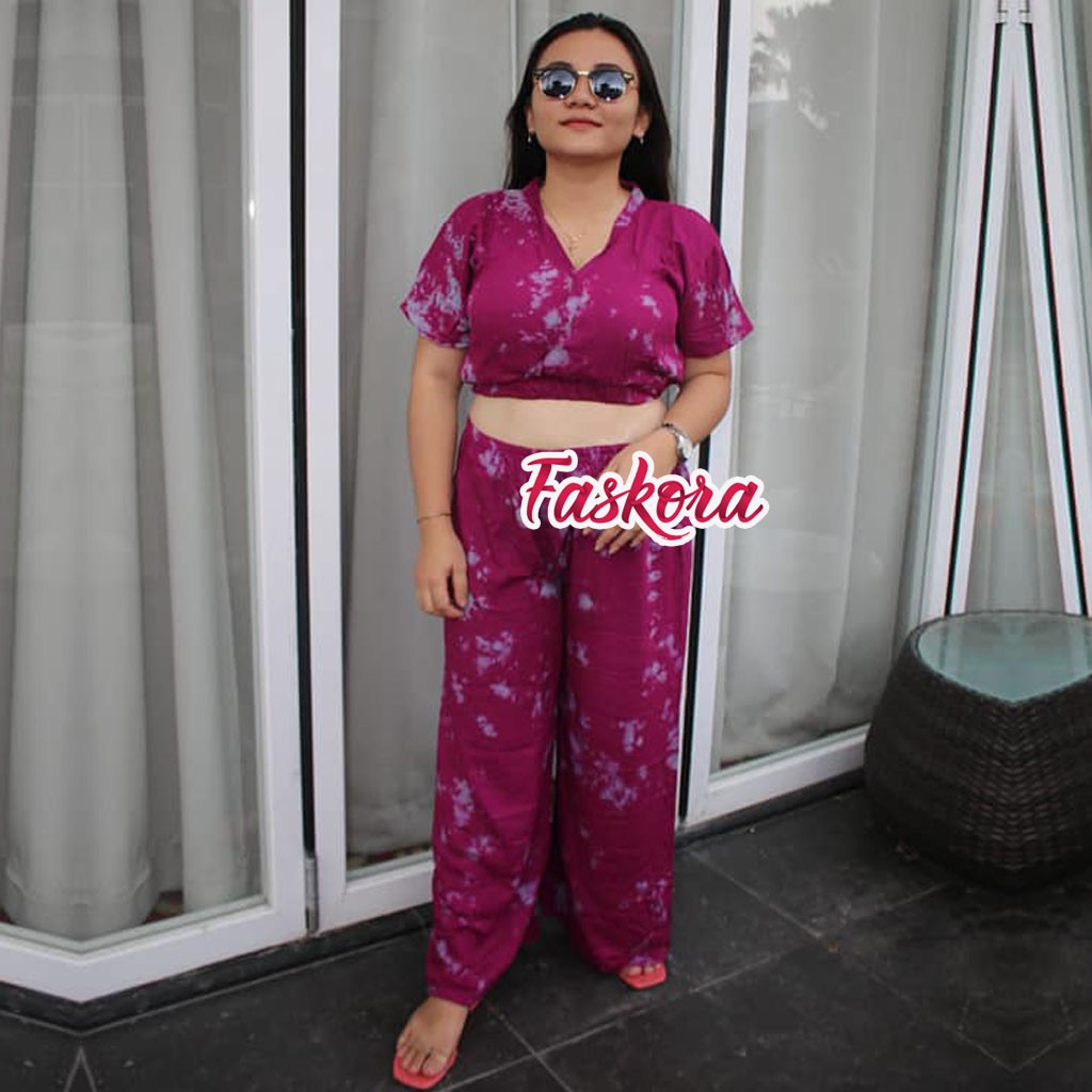 One Set Crop Tie dye Wanita Pendek / Setelan Crop Tie dye Pendek / Set Crop Tie dye Pendek