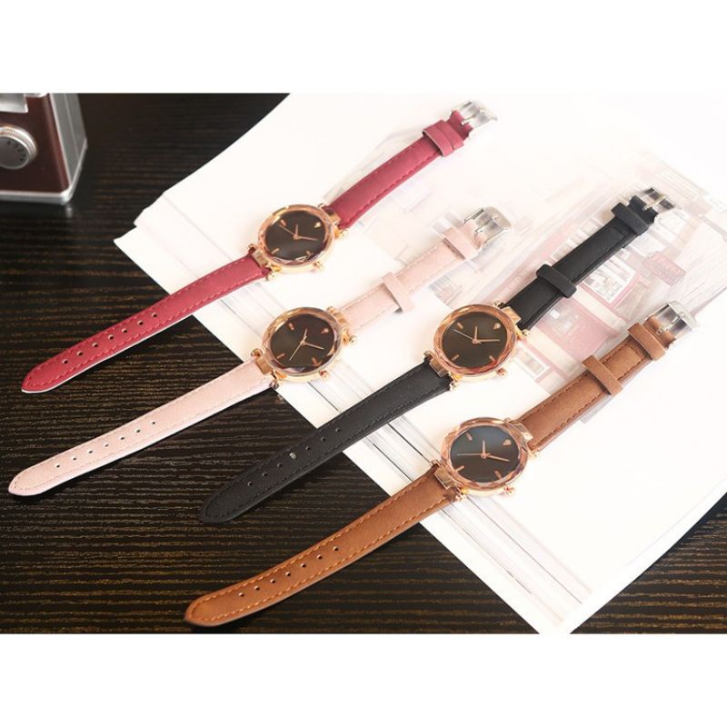 TERLARIS!!! Jam Tangan Wanita Casual Quartz Strap PU Leather Jam Analog Wanita Gaya Retro Jam Tangan Wanita Kecil Minimalis Jam Tangan Wanita Batam Murah