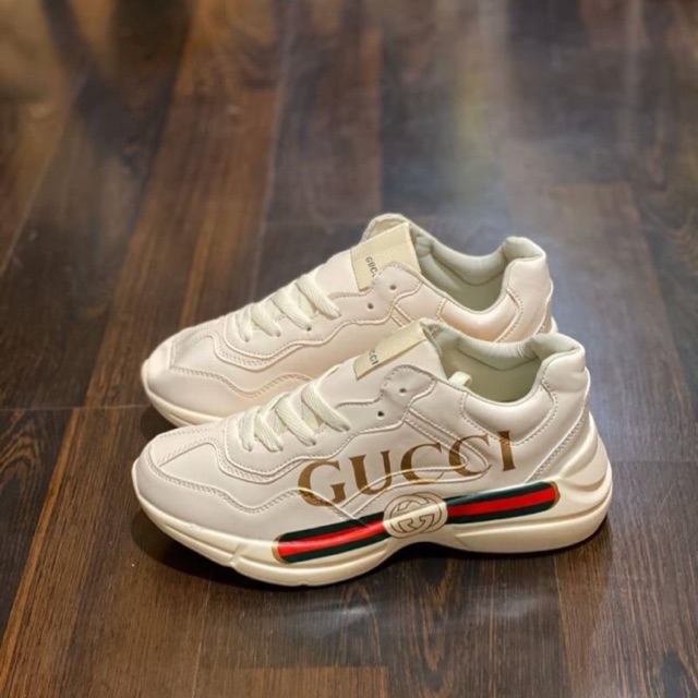 sepatu sneakers gucci