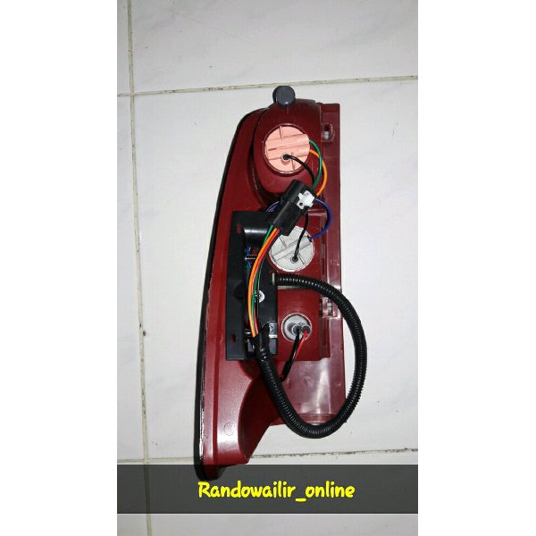 Lampu stop isuzu dmax jj