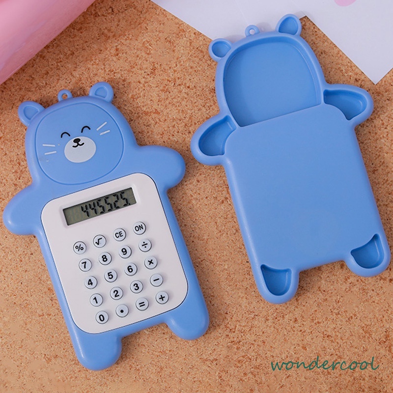 Kalkulator 8 Digit Mini Portable Motif Beruang Calculator Travel Tombol Karet / Creative Bear calculator Slim Palm Mini Student Pocket Computer Sekolah Stationary Import Warna Unik-Won