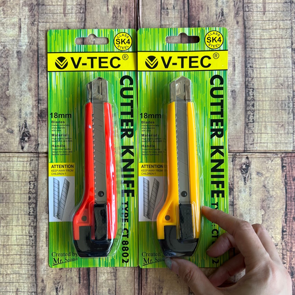 Cutter Knife V-Tec Besar CT 8802