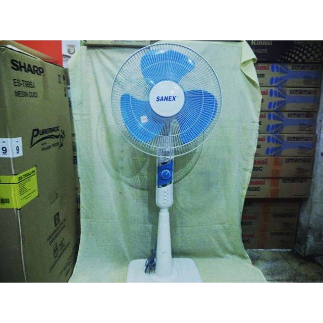 Kipas Angin Berdiri Sanex