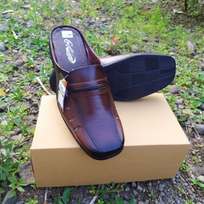 SLOP BUSTONG KULIT PRIA HITAM SENDAL SEPATU PRIA JALAN DAN GAYA PRIA KEREN TRENDY