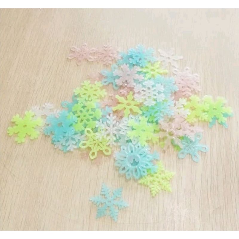 Stiker Salju Glow in dark Snow decoration isi 50 pcs